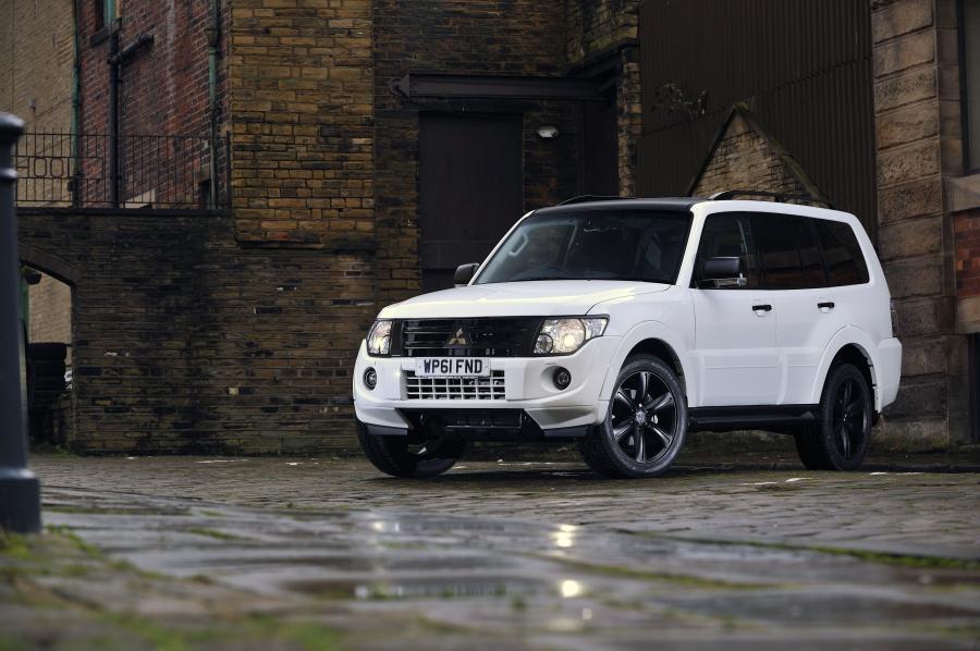  Mitsubishi Shogun Black 2012 года  (UK) (фото 59 из 85)